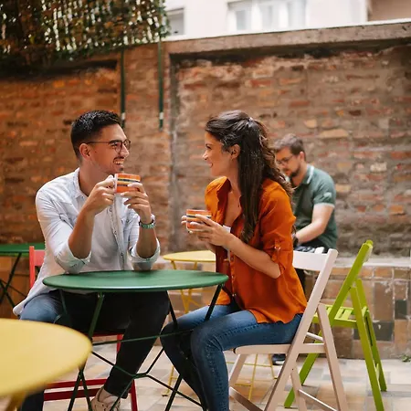 Hostal New Generation Center *