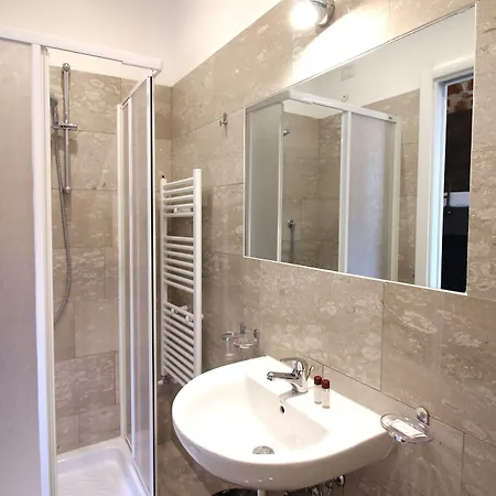 Hostal New Generation Center