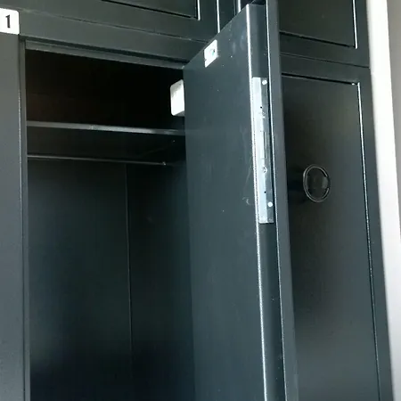 بيت شباب New Generation Center