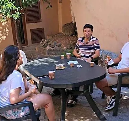 بيت شباب New Generation Center