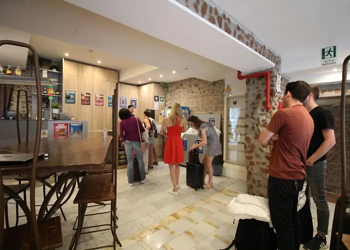 Hostel New Generation Center *